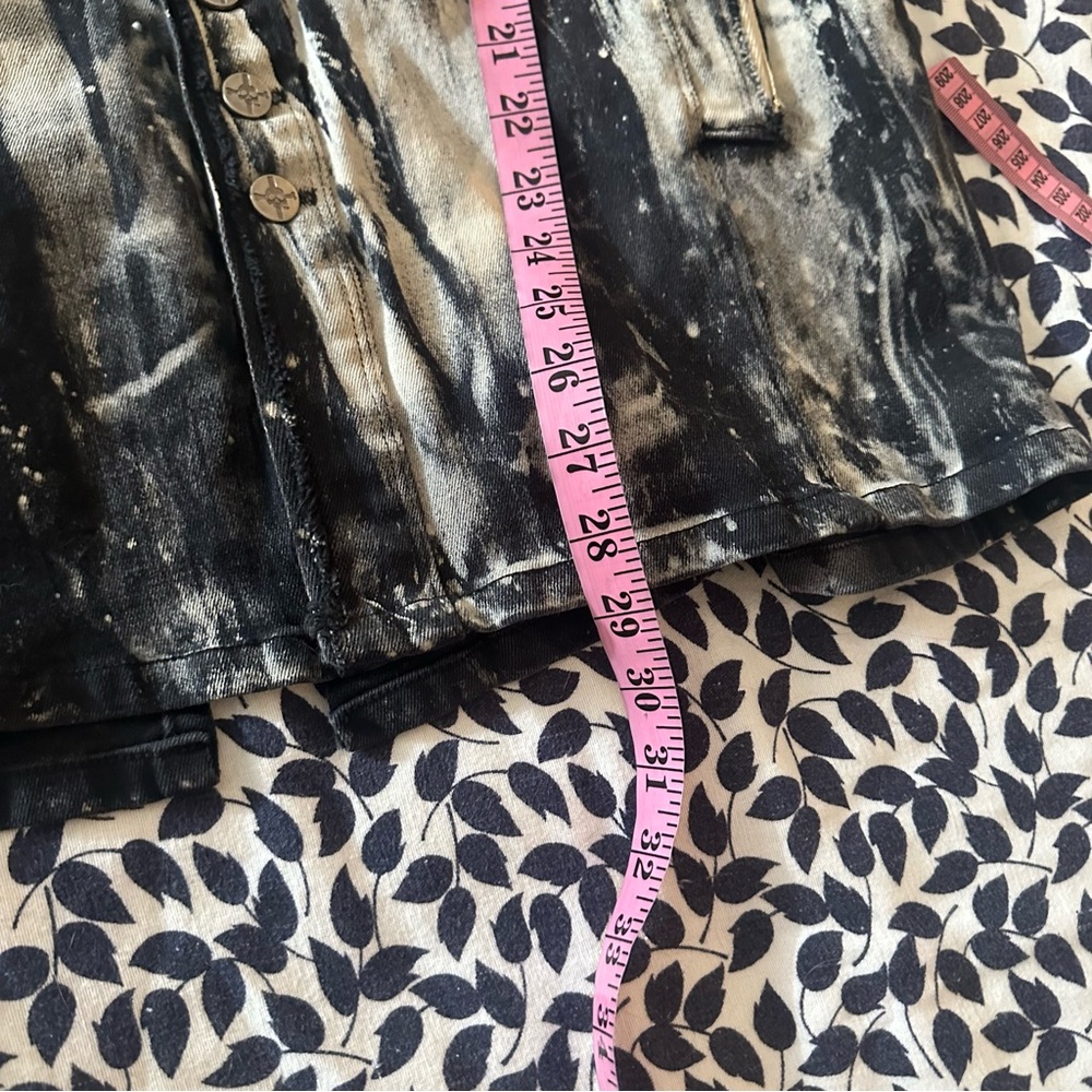 Lip Service Black & Creamish Vintage Porn Splatter Stretch Twill Jacket NWT L - Picture 16 of 16